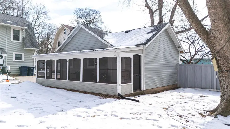 733 Eisenhower Avenue, Janesville, WI 53545 - Image #3