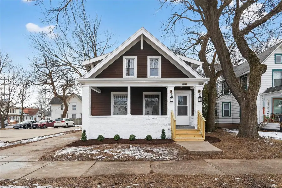 708 W Grand Avenue, Beloit, WI 53511 - #3