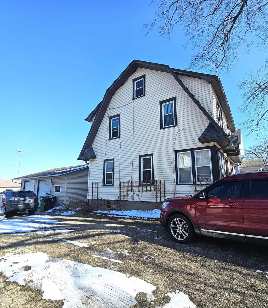 422 Jackson Street, Waupun, WI 53963 - #3