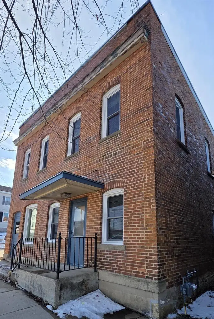 406-408 N Main Street, Dodgeville, WI 53533 - #3