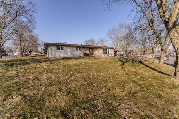 1615 Lakeview Drive, Tomah, WI 54660