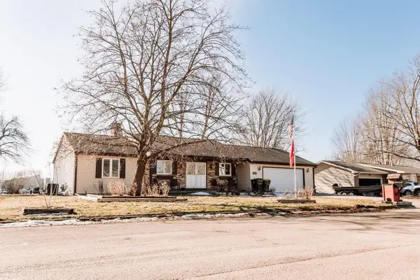 1202 E Iowa Street, Prairie Du Chien, WI 53821