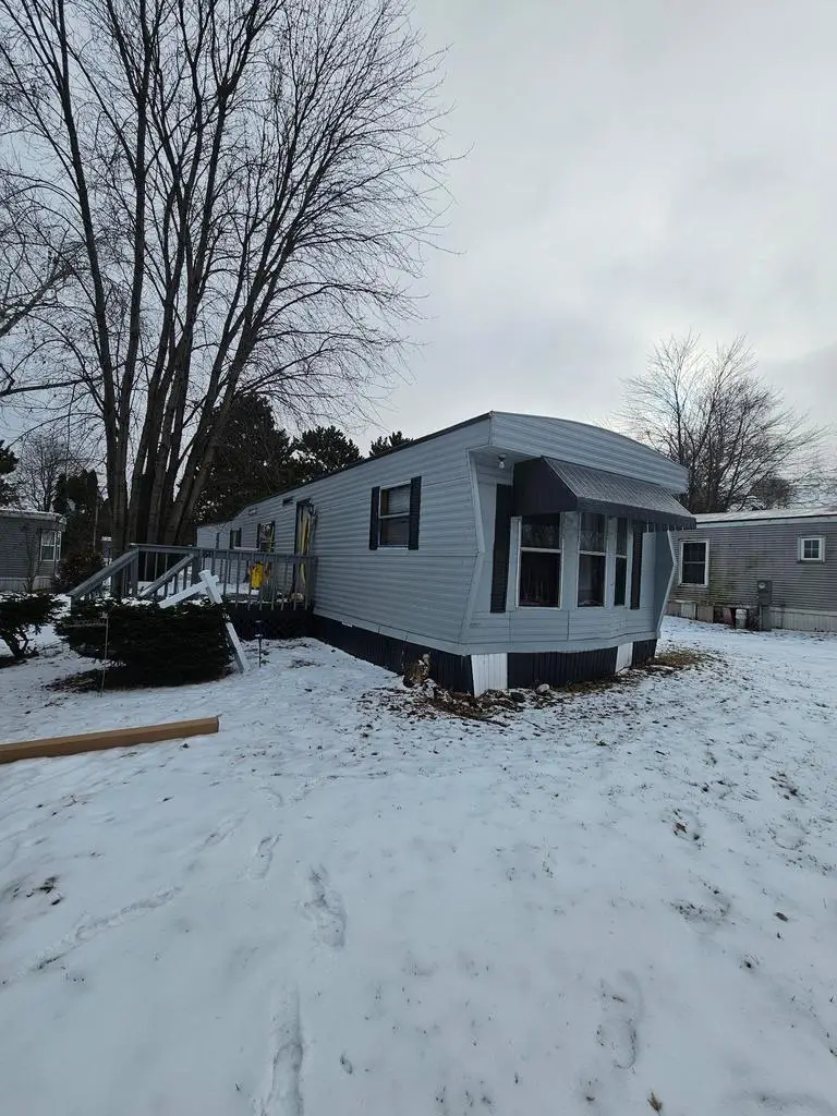 902 MOORE Street #64, Baraboo, WI 53913 - #2