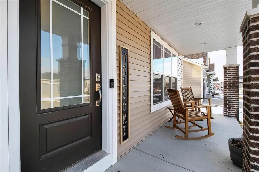 819 Tamarack Lane, Sun Prairie, WI 53590 - #2