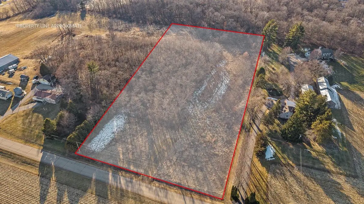 L1 Flint, Stoughton, WI 53589 - #1