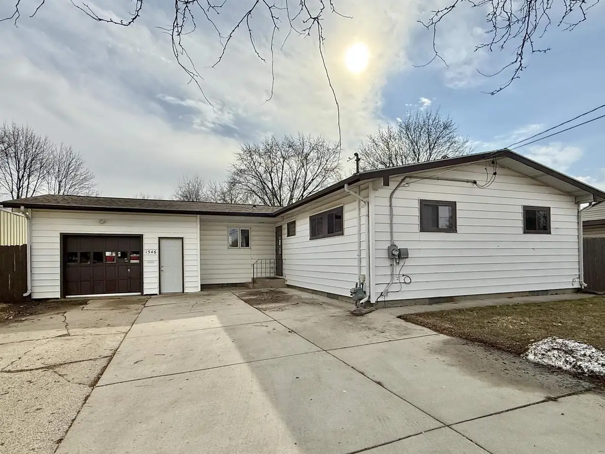 1546 Summit Avenue, Beloit, WI 53511 - #1
