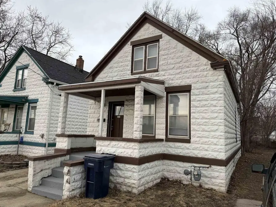 216 Riverside Street, Janesville, WI 53548 - #2