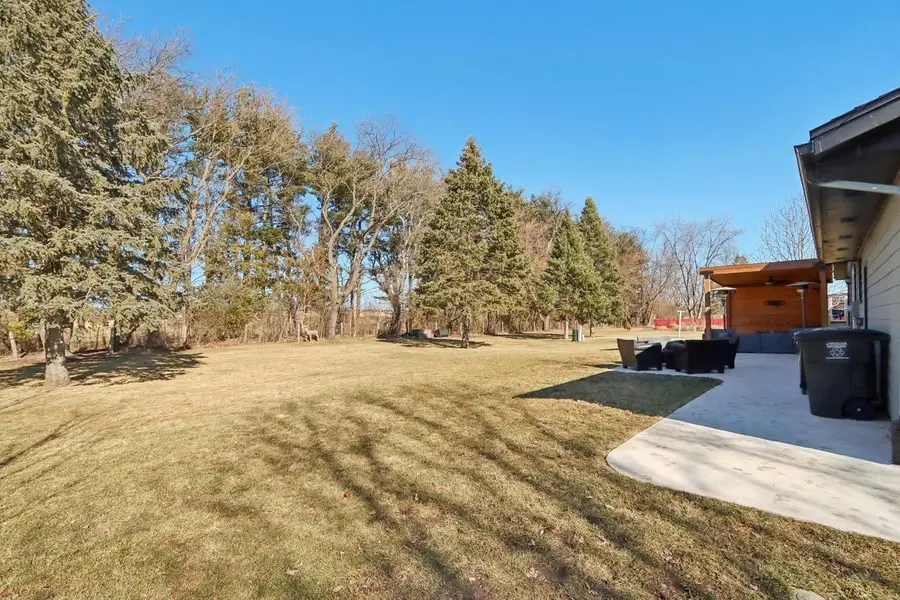 222 Thistledown Lane, Walworth, WI 53184 - #2