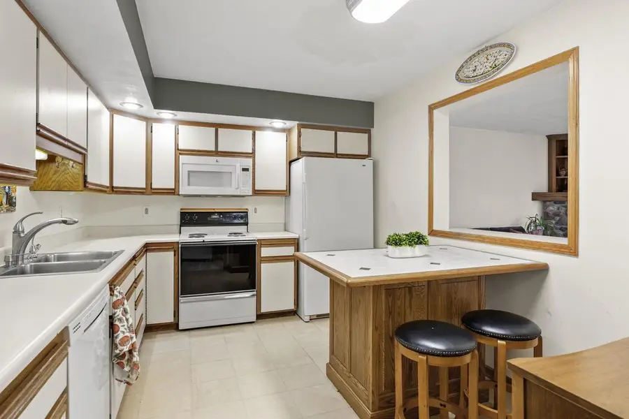 821 N Gammon Road, Madison, WI 53717 - #2