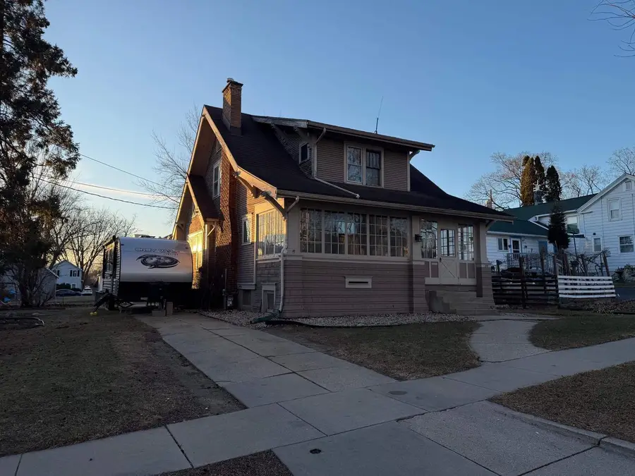 215 Clarence Street, Fort Atkinson, WI 53538 - #2