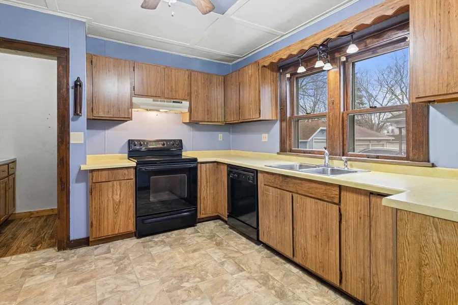 407 S Church Street, Watertown, WI 53094 - #3