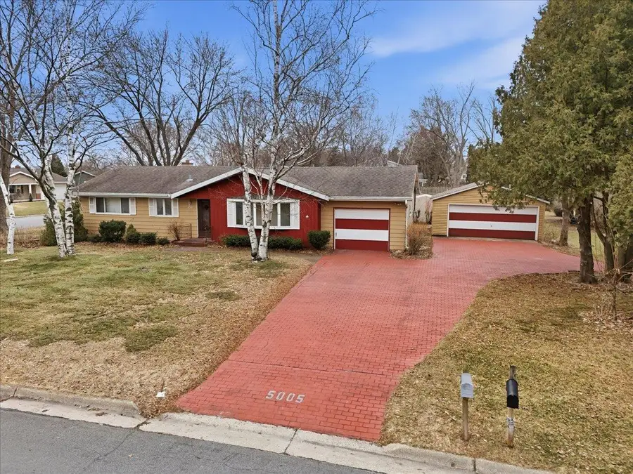 5005 Highland Drive, McFarland, WI 53558 - #2