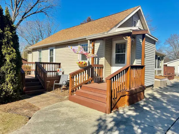 737 E Briar Lane, Beloit, WI 53511