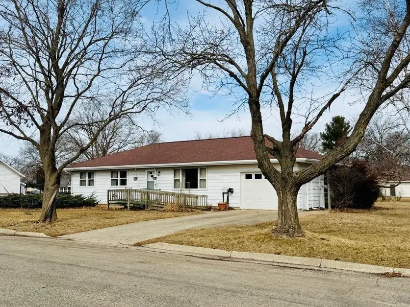 501 4th Street, Brodhead, WI 53520 - #2