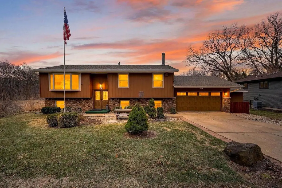 5345 Queensbridge Road, Madison, WI 53714 - #1