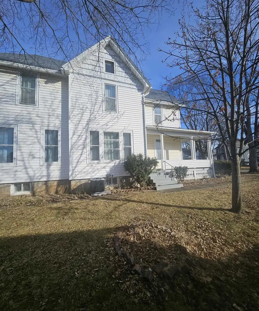 828 9th Street, Beloit, WI 53511 - #2