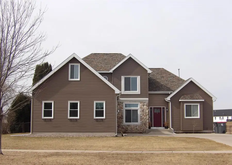 547 S 6th Street, Evansville, WI 53536 - #2