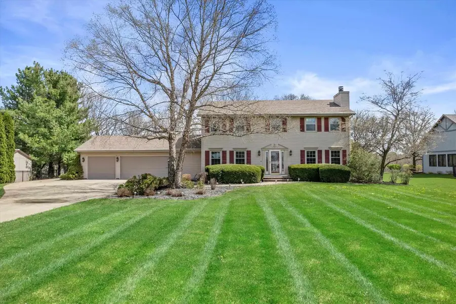 6237 S Edgewater Drive, Beloit, WI 53511 - #2