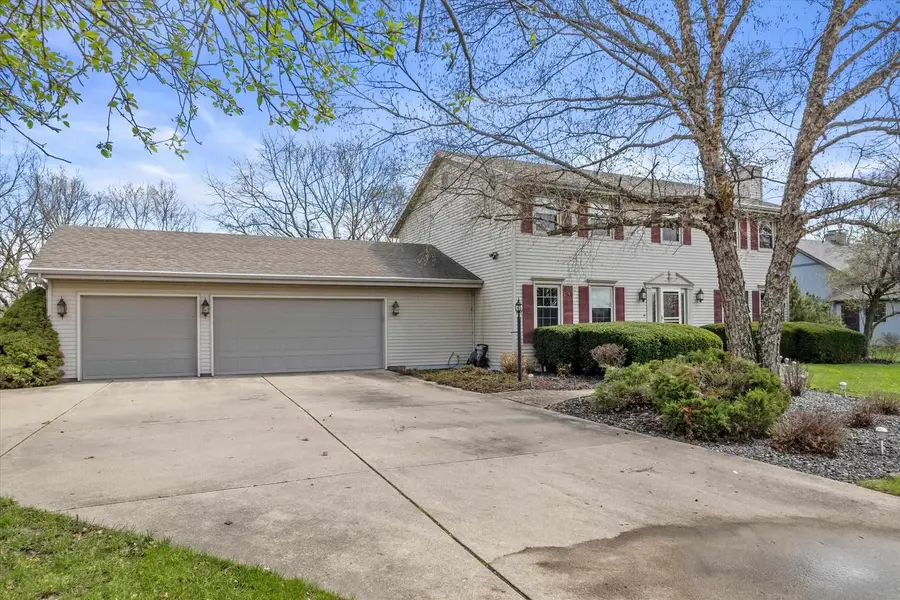 6237 S Edgewater Drive, Beloit, WI 53511 - #3