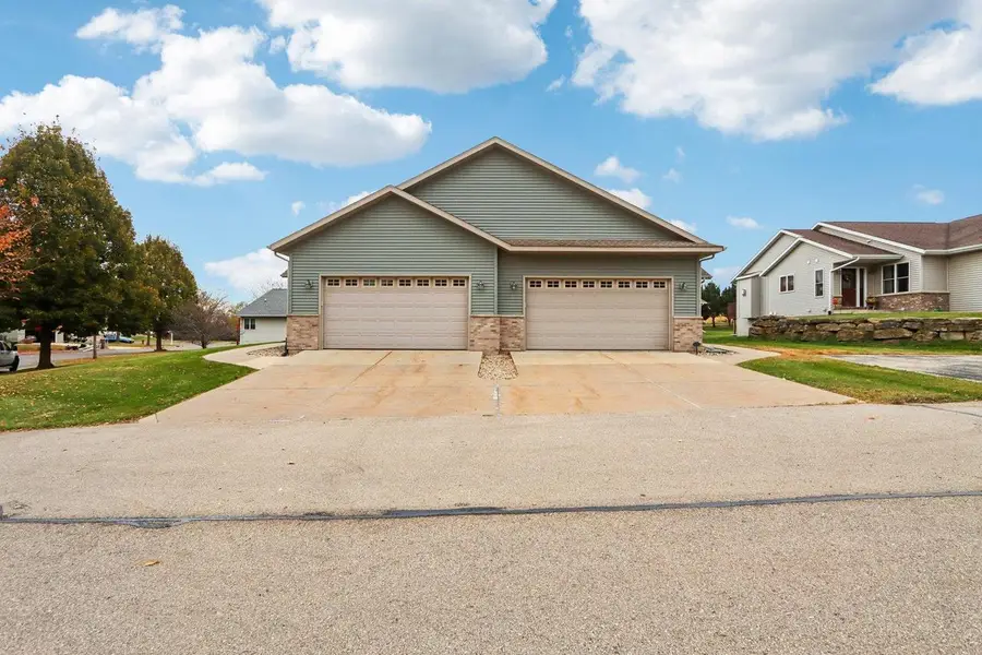 113 Jennifer Circle, Mount Horeb, WI 53572 - #2