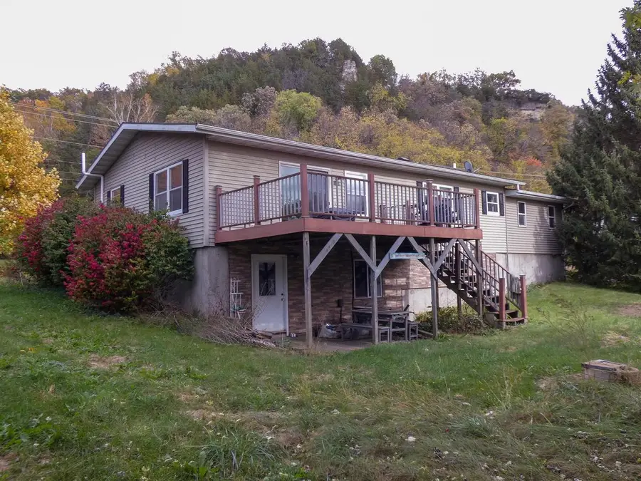 11709 County Rd VV, Cassville, WI 53806 - #2