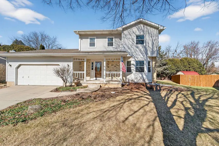 2567 Petersburg Circle, Fitchburg, WI 53719 - #2