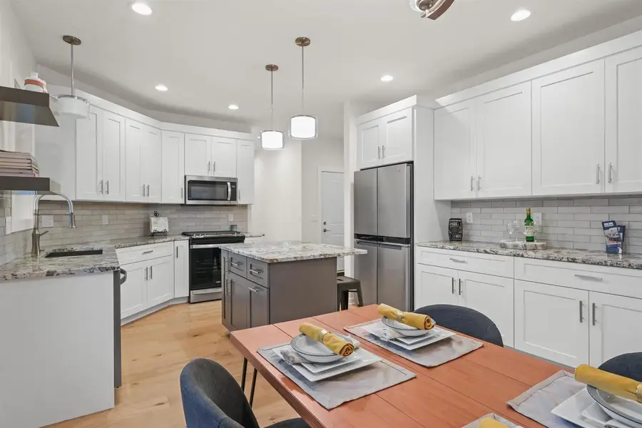 117 Ashberry Lane, Stoughton, WI 53558 - #2