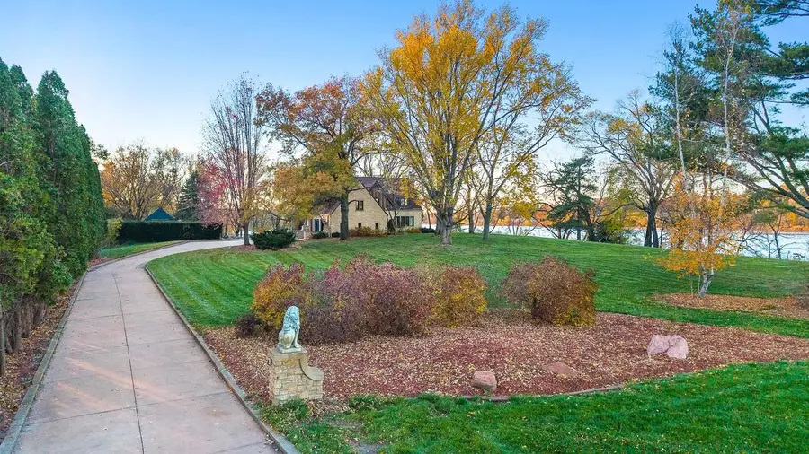 1001 Highway 33, Portage, WI 53901 - #2