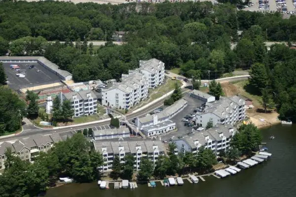 530 E Hiawatha Drive #318, Wisconsin Dells, WI 53965