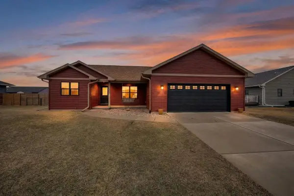 376 S 7th Street, Evansville, WI 53536