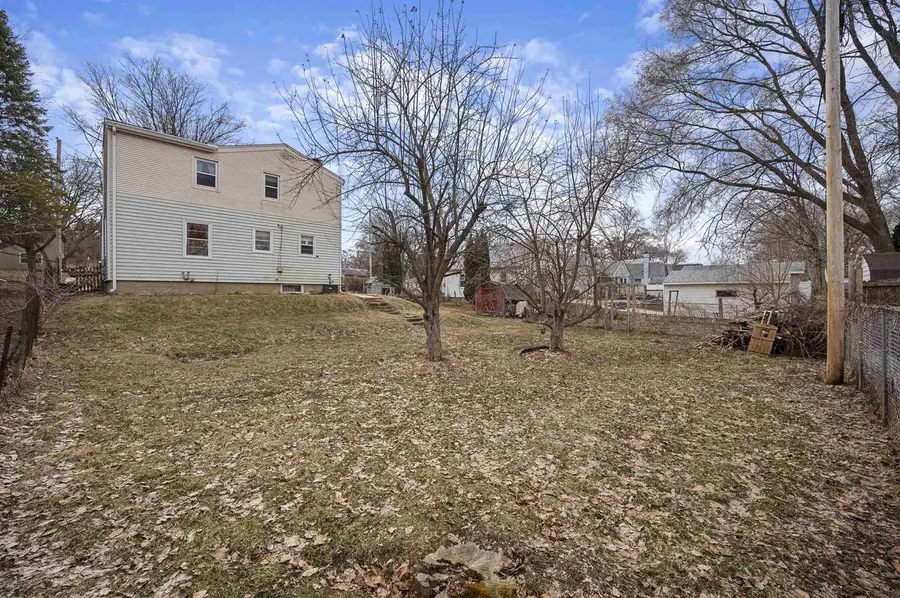 1842 Northwestern Avenue, Madison, WI 53704 - #3
