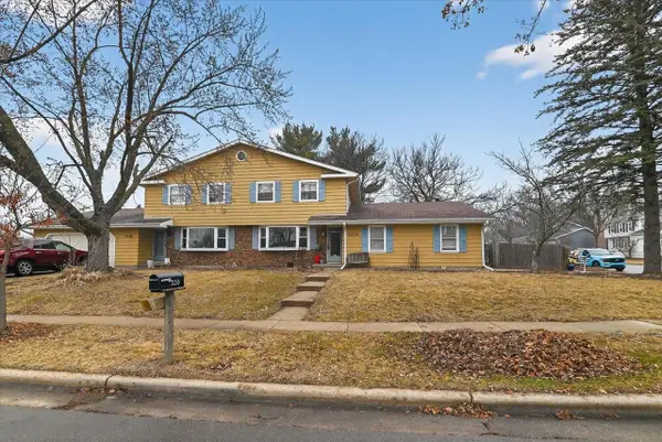 5218 Shorecrest Drive, Middleton, WI 53562