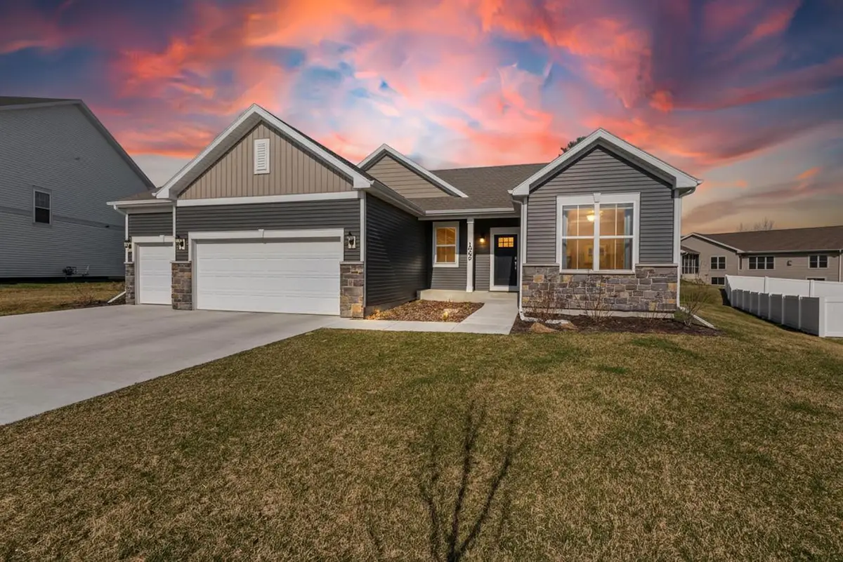 1089 Oregon Parks Avenue, Oregon, WI 53575 - #1