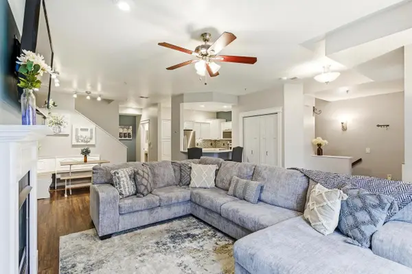 8275 Starr Grass Drive, Madison, WI 53719