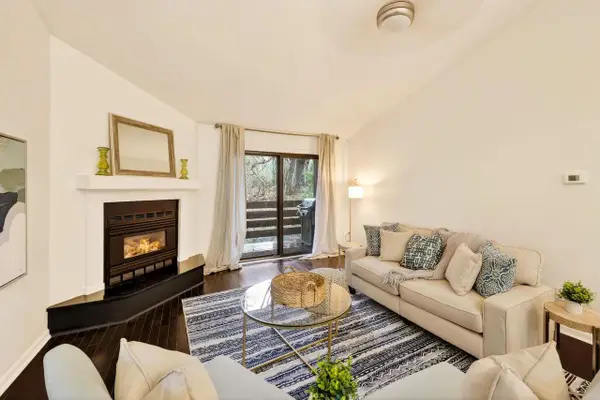 39 Hickory Hollow Drive, Madison, WI 53705