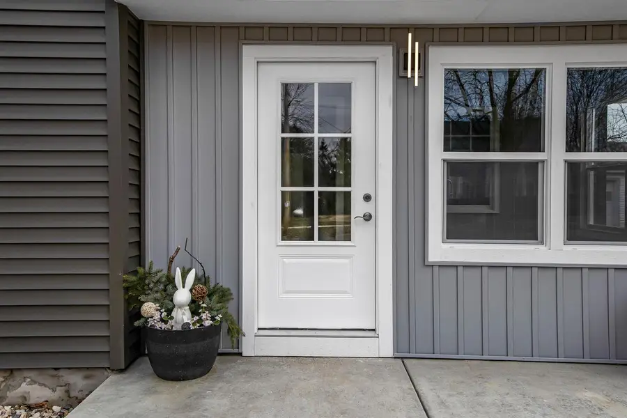 732 7th Street, Prairie Du Sac, WI 53578 - #2