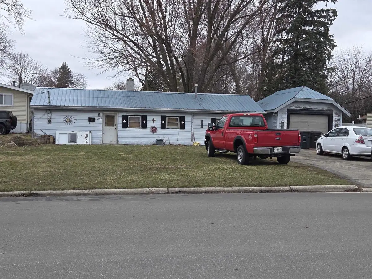 245 W Plymouth Street, Jefferson, WI 53549 - #1