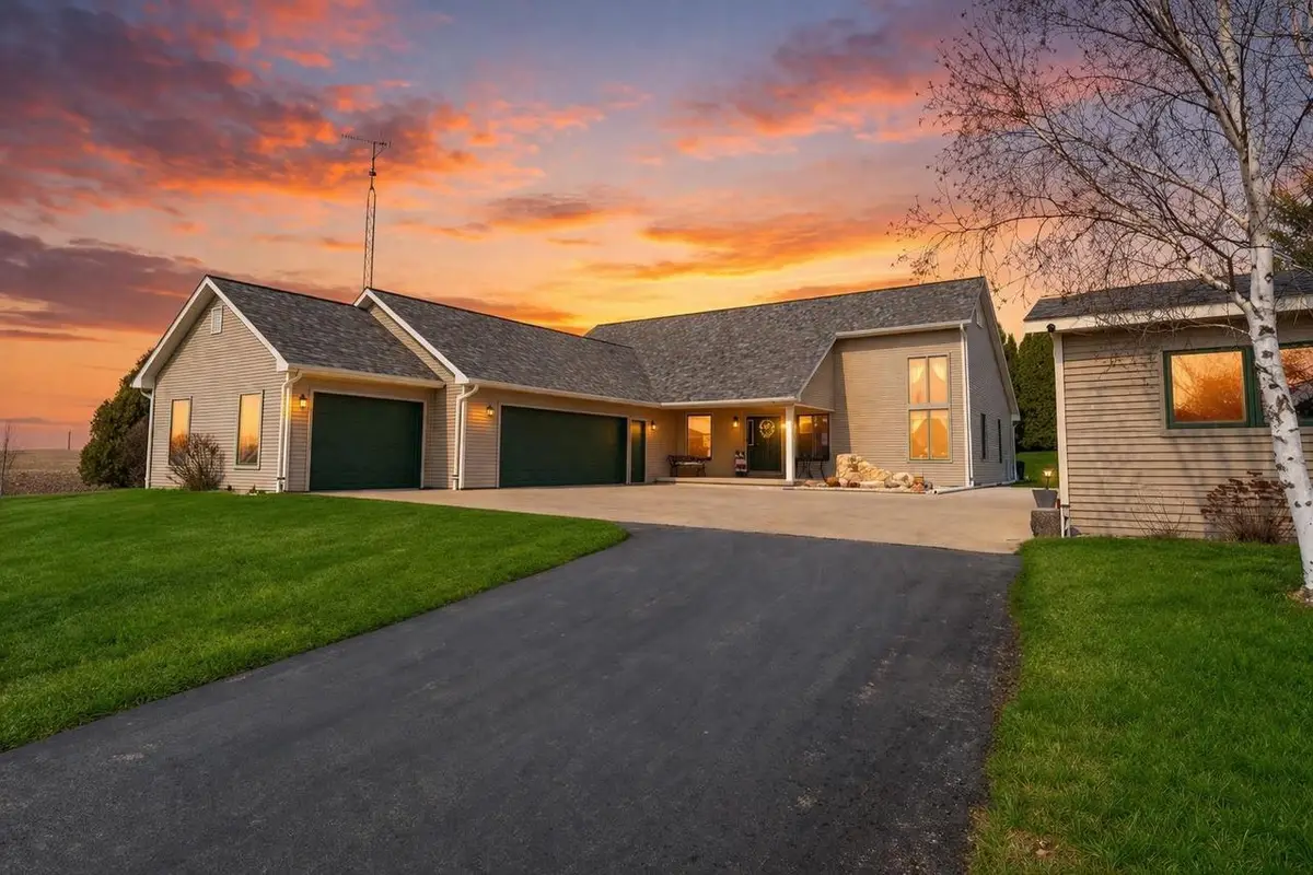 207 W 2nd Street, Friesland, WI 53935 - #1