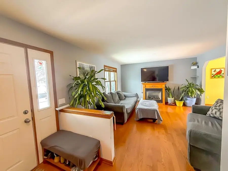 221 Overlook Terrace, Marshall, WI 53559 - #2