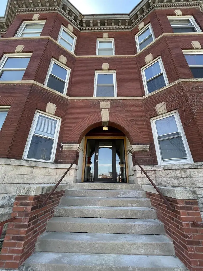 15 N High Street, Janesville, WI 53548 - #2