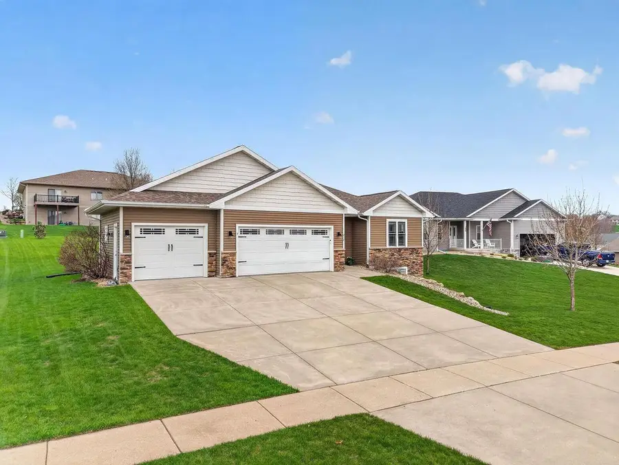 212 W Gonstead Road, Mount Horeb, WI 53572 - #2