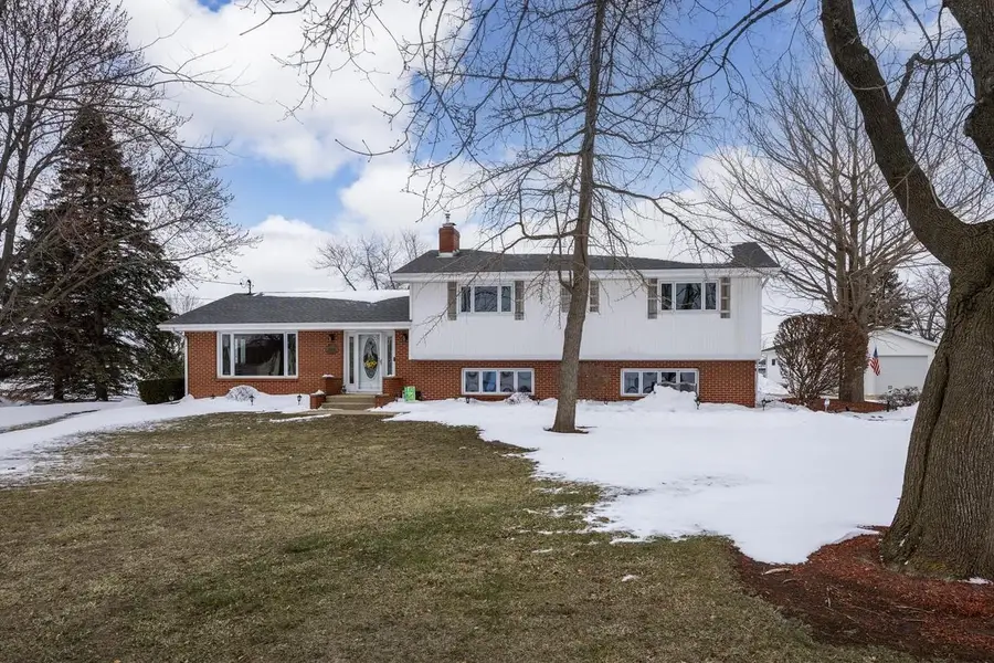 2414 W Avalon Road, Janesville, WI 53546 - #3