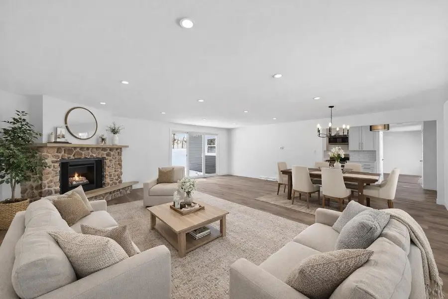 413 E Lincoln Drive, Deforest, WI 53532 - #2