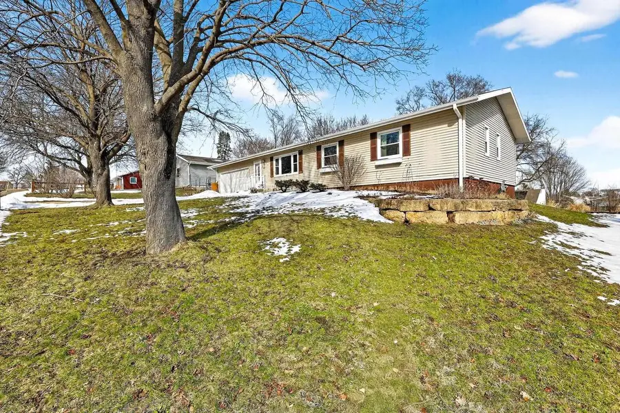 709 Hamilton Street, Mount Horeb, WI 53572 - #2