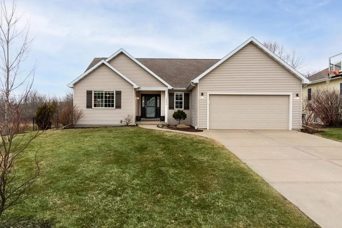 10886 Diamond Circle, Blue Mounds, WI 53517 - #1