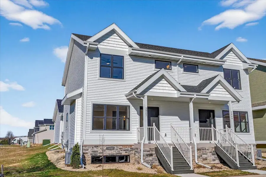 2807 Crinkle Root Drive, Fitchburg, WI 53711 - #2