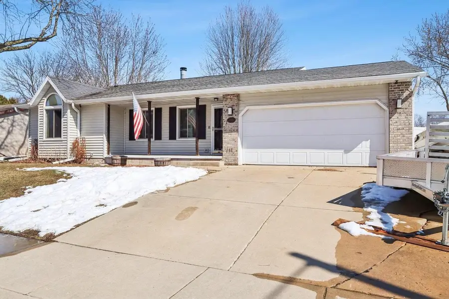 1008 Eric Lane, Waunakee, WI 53597 - #2