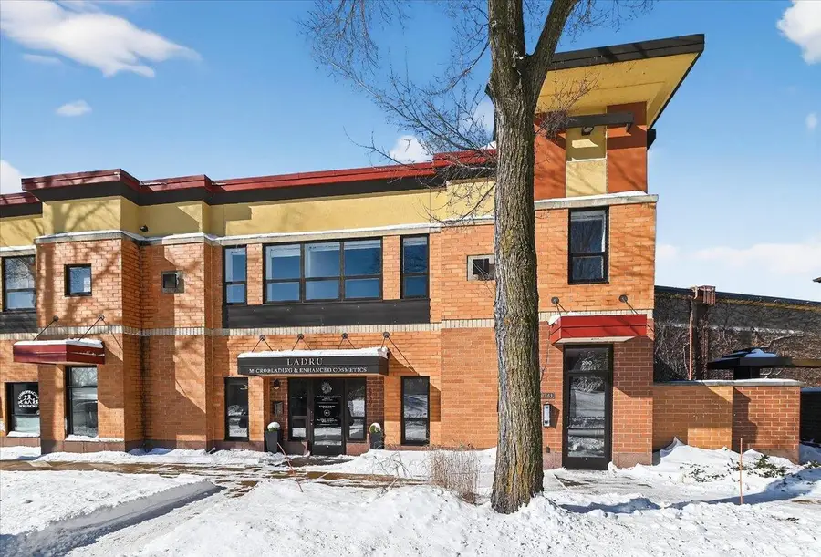 6741 Frank Lloyd Wright Avenue #200, Middleton, WI 53562 - #3