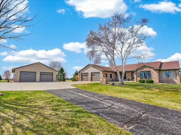 10123 Fertile Ridge Road, Mount Horeb, WI 53572