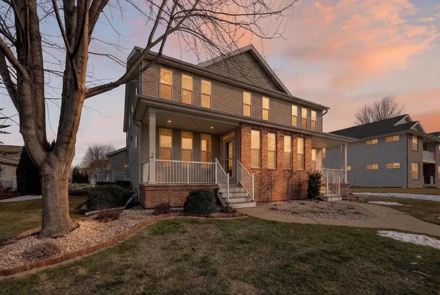 5222 Sassafras Drive, Fitchburg, WI 53711 - #3